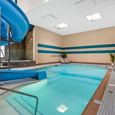Best Western Plus City Centre Inn Эдмонтон Экстерьер фото