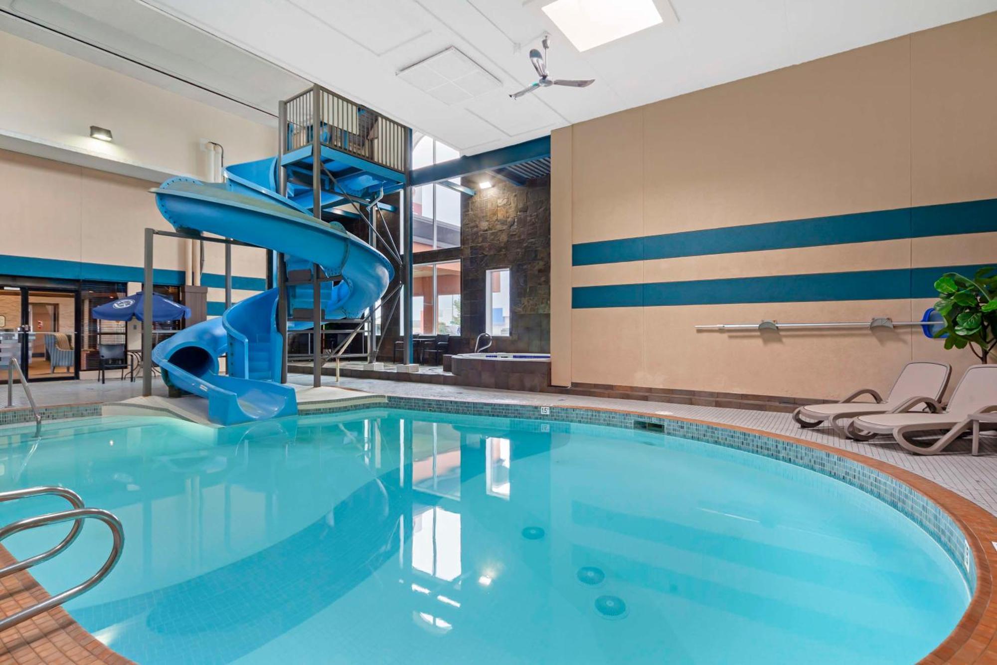 Best Western Plus City Centre Inn Эдмонтон Экстерьер фото