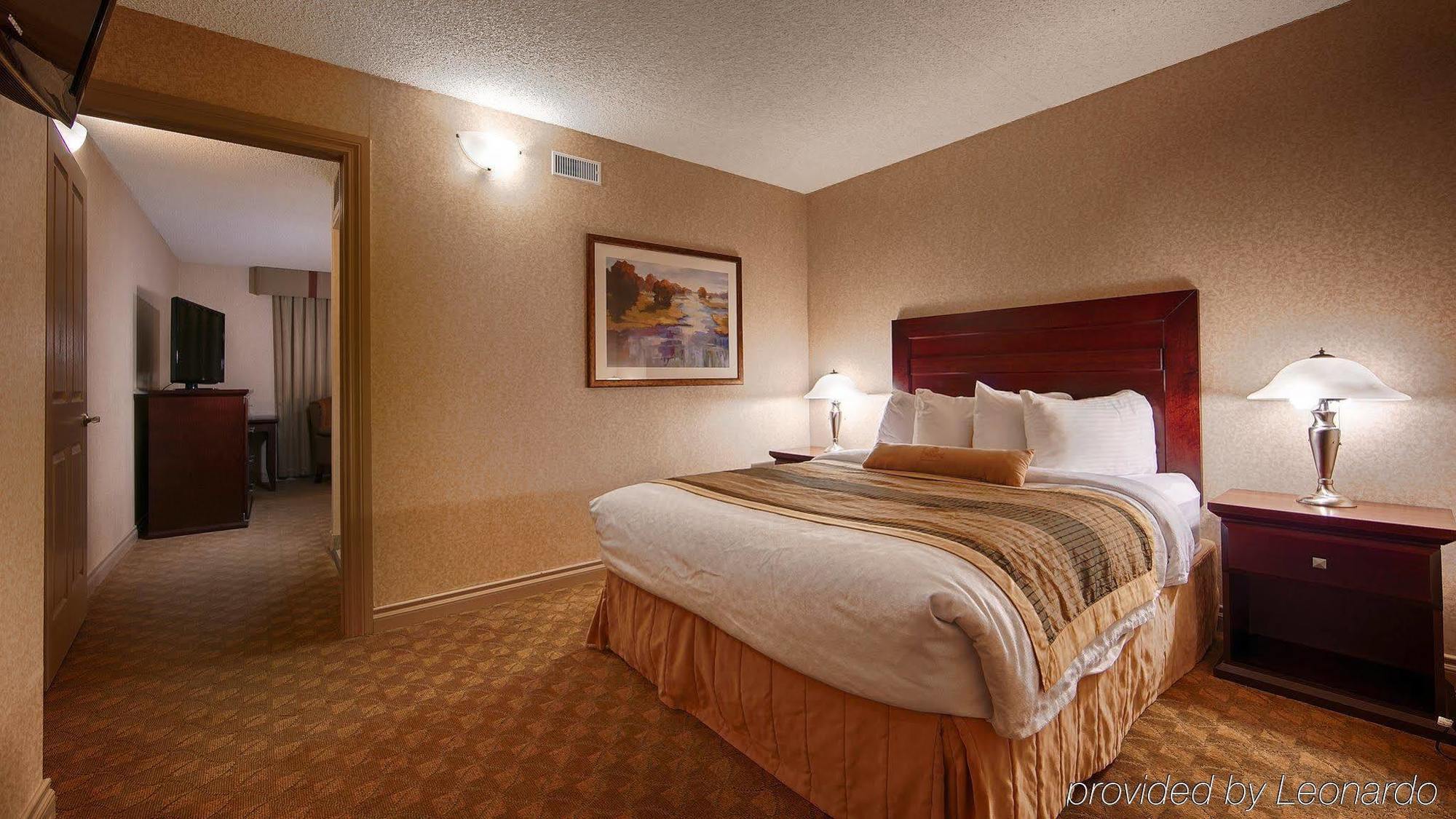 Best Western Plus City Centre Inn Эдмонтон Экстерьер фото